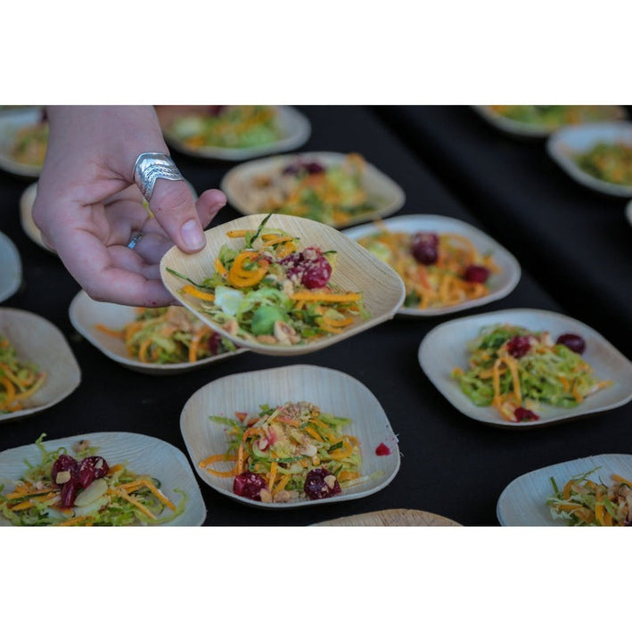 4" X 4" SQUARE PALM LEAF PLATES - 600 Counts