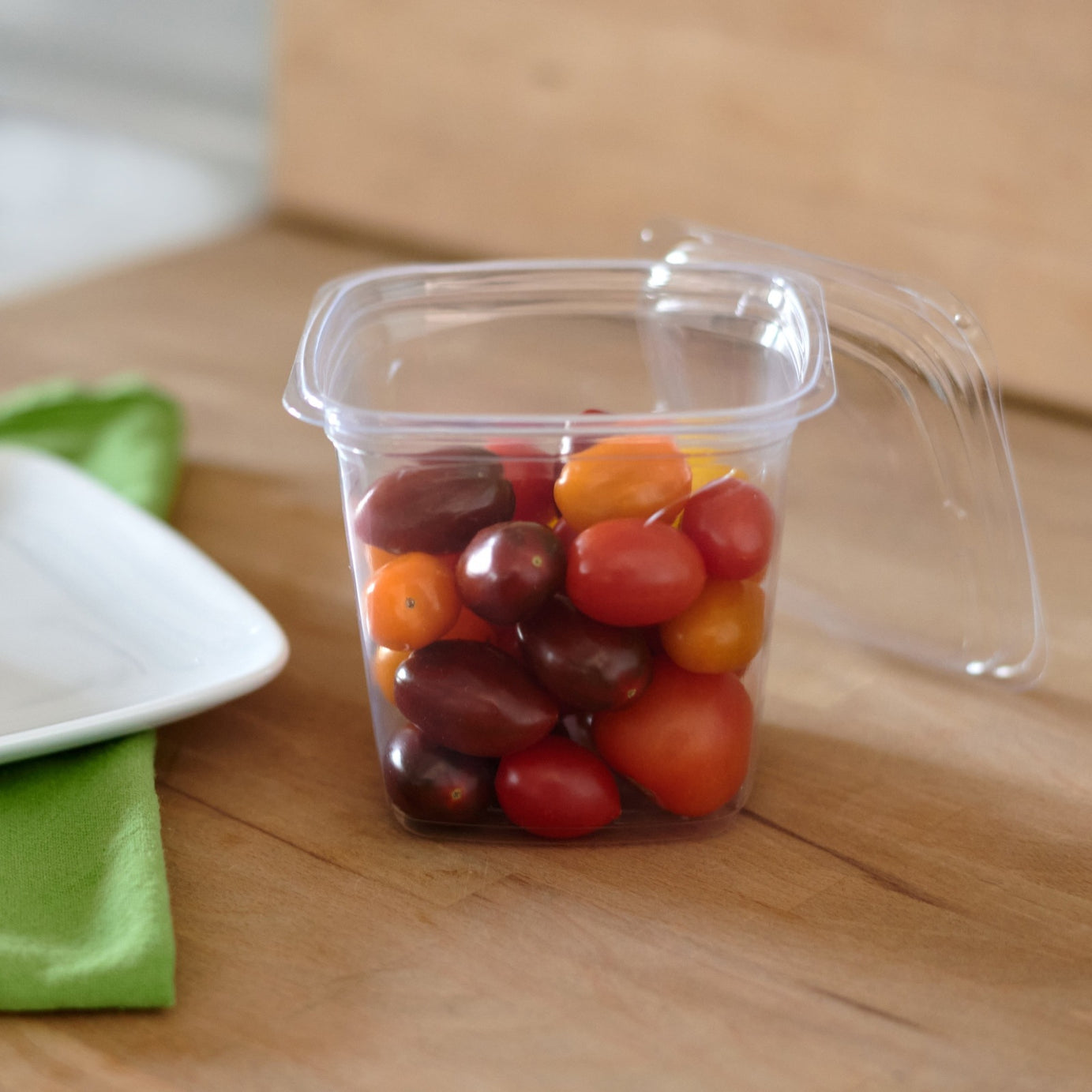 24 oz. Deli Container, Crystal Clear, PLA, 675/Case